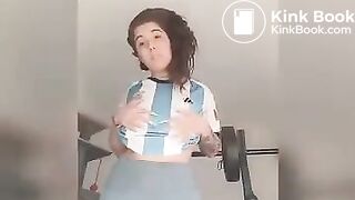 Girl shit in leggings