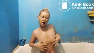 Enjoying her poo..