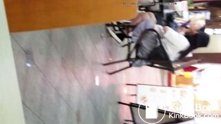 girl toilet voyeur - video 7