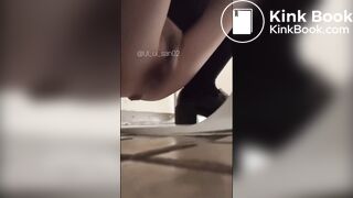 Japanese Twitter girl poop 34