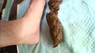 Japanese girl poop N004