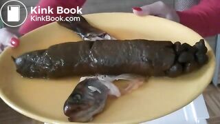 German lady produces 27 cm poo.. auf eine Fischgräte!