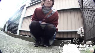 Japanese girl poop N005