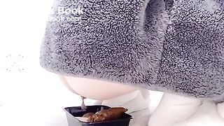 chinese girl pooping 1