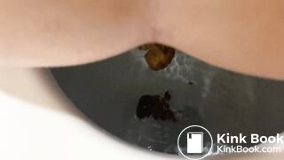 Sitting poop - video 4
