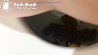 Sitting poop - video 4