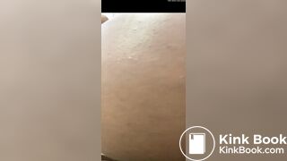 Ebony Wiping her ass clean