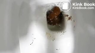 Sexy ass shitting - video 5