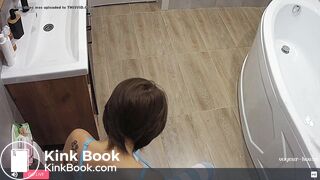 girl poop toilet - video 91