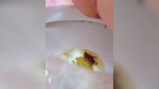 トイレ下痢おなら - video 2