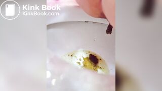 トイレ下痢おなら - video 2