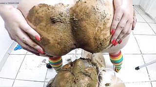 Shitting on Slave's Face & Face Smearing