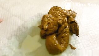 Tattoo women takes a smelly shit