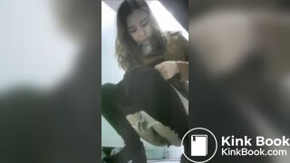 拉裤子上了
