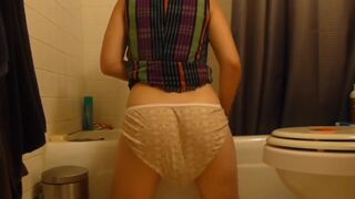 PRETTY GIRL PANTY POOPS