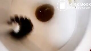 German lady smears poo.. alles sauber lecken!