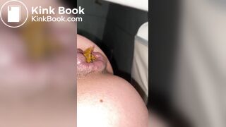 中国女孩拉屎自摄