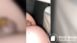 中国女孩拉屎自摄