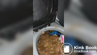 (Reupload) The most disgusting thing you will ever see.