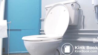 Grunting on toilet