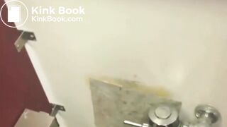 Big butt girl toilet poops