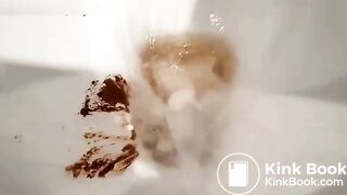 Fat log on the toilet