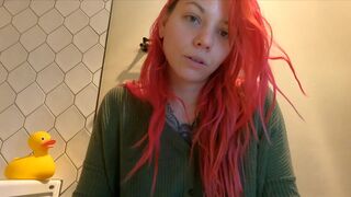 Shitting - video 175