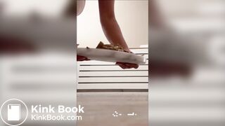 Pawg ass white chick shitting diarrhea on plate