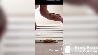 Pawg ass white chick shitting diarrhea on plate