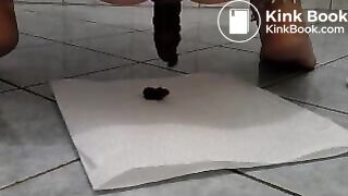 Mature woman pooping for me 2 (poor quality)