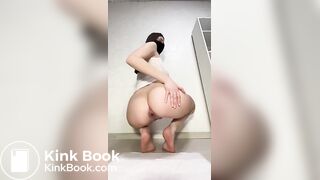 girl with nice ASS takes a big shit