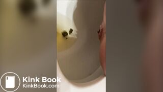 Pretty girl scat - video 4