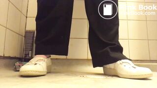 Woman poops her pants (a rather alternative angle)