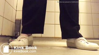 Woman poops her pants (a rather alternative angle)