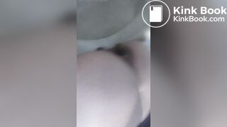 Pregnant pretty shitting