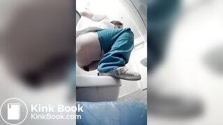 Girls pooping, pornera in the toilet