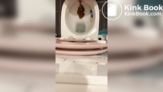 Sexy girl morning Poop 112