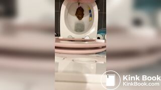 Sexy girl morning Poop 112