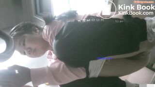 chinese girl shitting - video 7