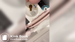 Sexy girl morning Poop 113
