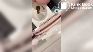 Sexy girl morning Poop 113