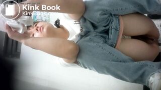 CN toilet voyeur_203142