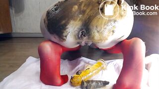 Scat slut smear and eat