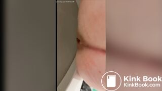 Hot girl shitting + closeups