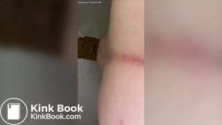 Hot girl shitting + closeups