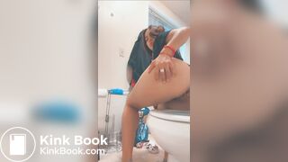 HOT Latina Shitting 2