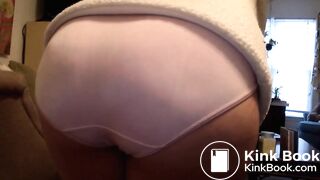 Gorgeous panty poop