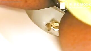 Ebony toilet poop - video 9