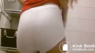 White pantypoop - video 4