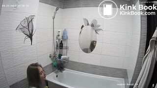 voyerhouse girl plops